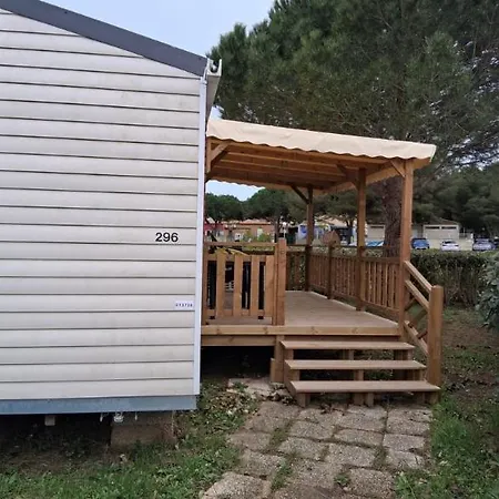 Mobil 2 Campsite *